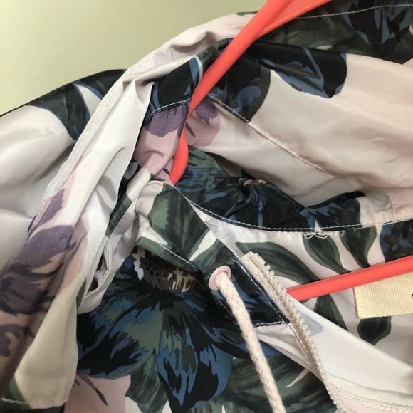 Floral pull over quarter zip rain jacket - Picture 3 of 4